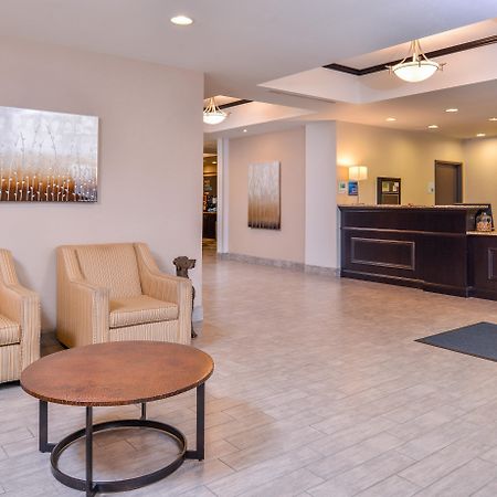 Holiday Inn Express & Suites Emporia Northwest By Ihg Kültér fotó