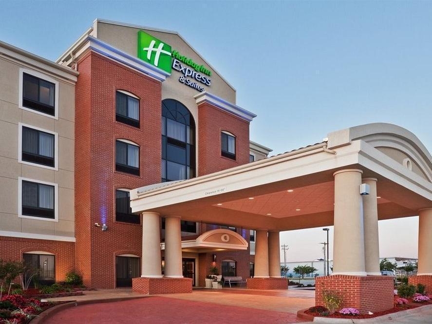 Holiday Inn Express & Suites Emporia Northwest By Ihg Kültér fotó